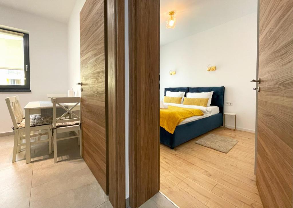 Image 1 of Chic Apartment in Cosmopolit Residence