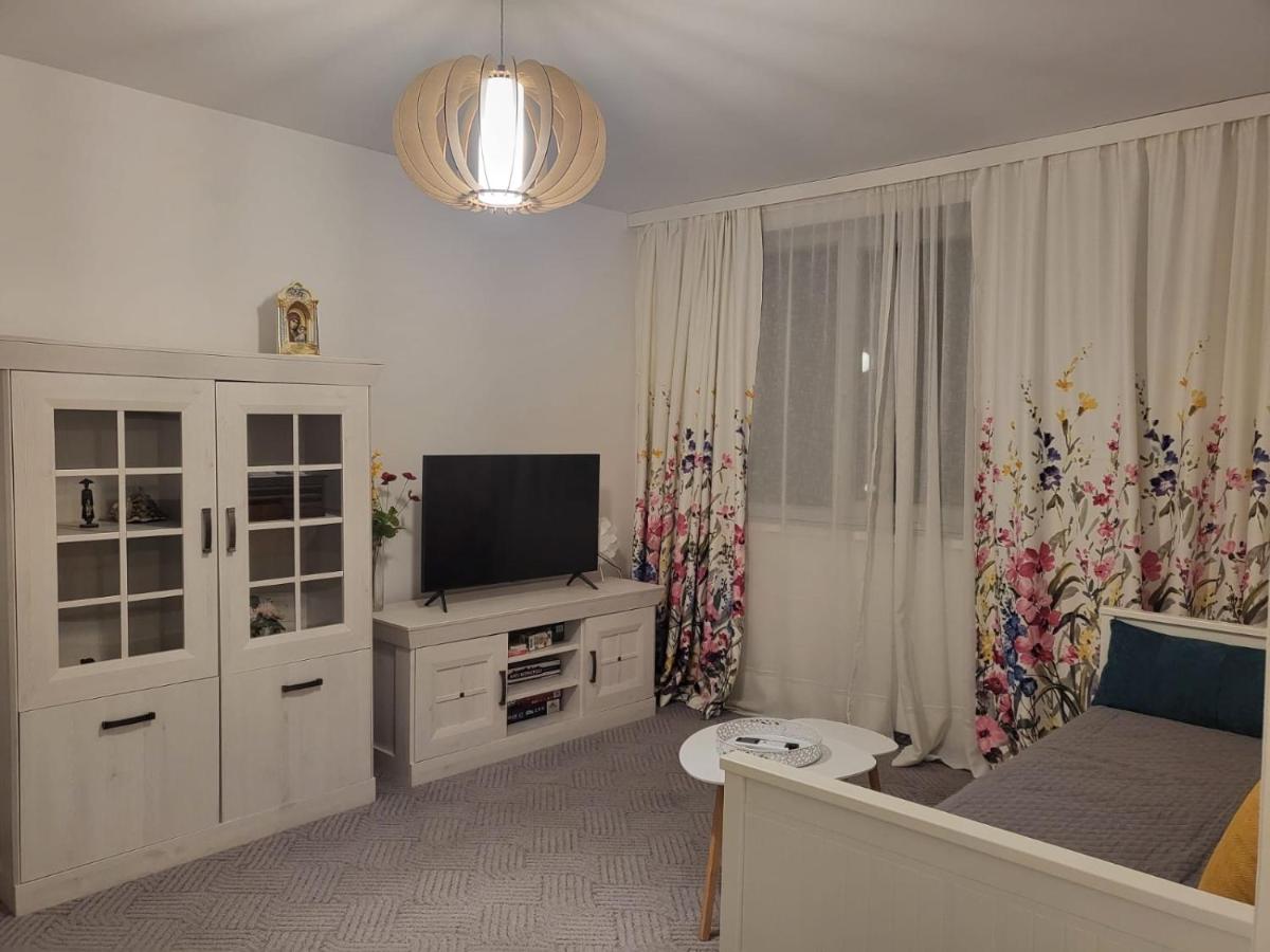 Image 2 of Concordia – apartament lângã Cazino
