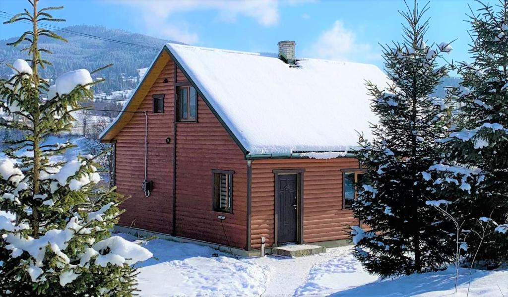 Image 1 of Cottage Ozerniy