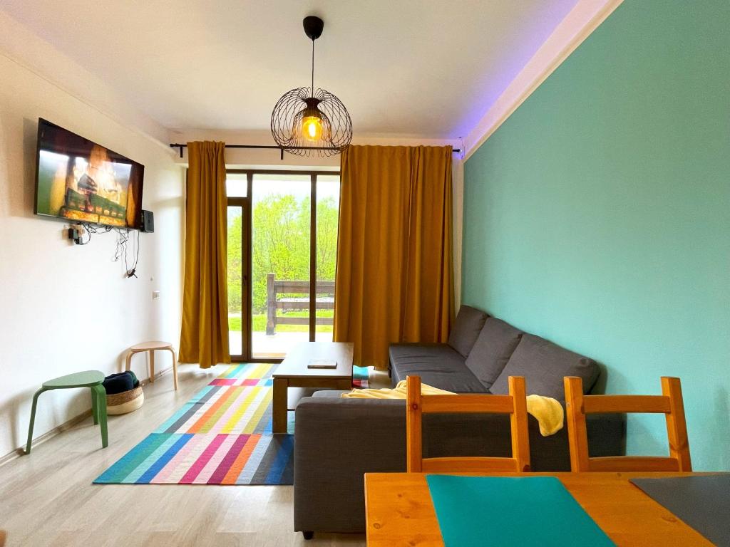 Image 1 of Cozy Riverfront Apartments with garden and mountain view