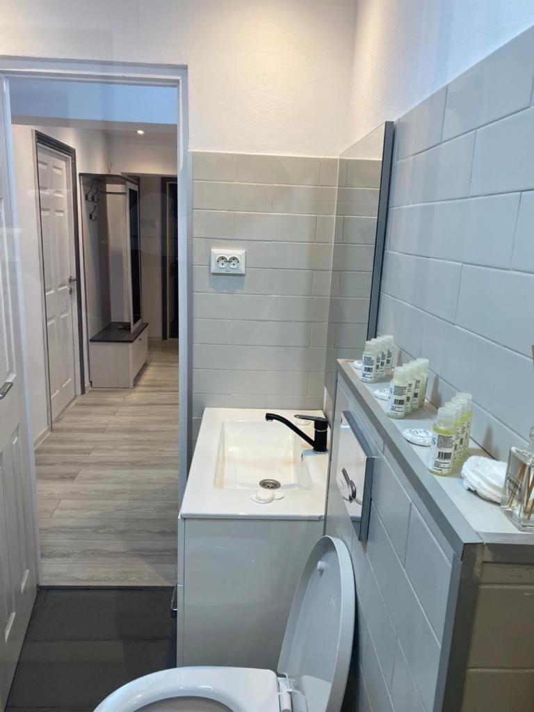 Image 3 of Double D Apartments