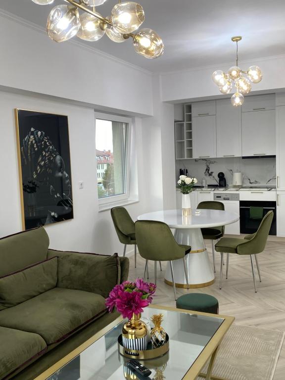 Image 1 of Elite Apartment
