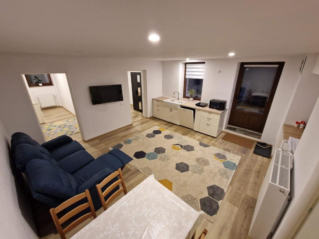 Image 1 of GIRO Guest House