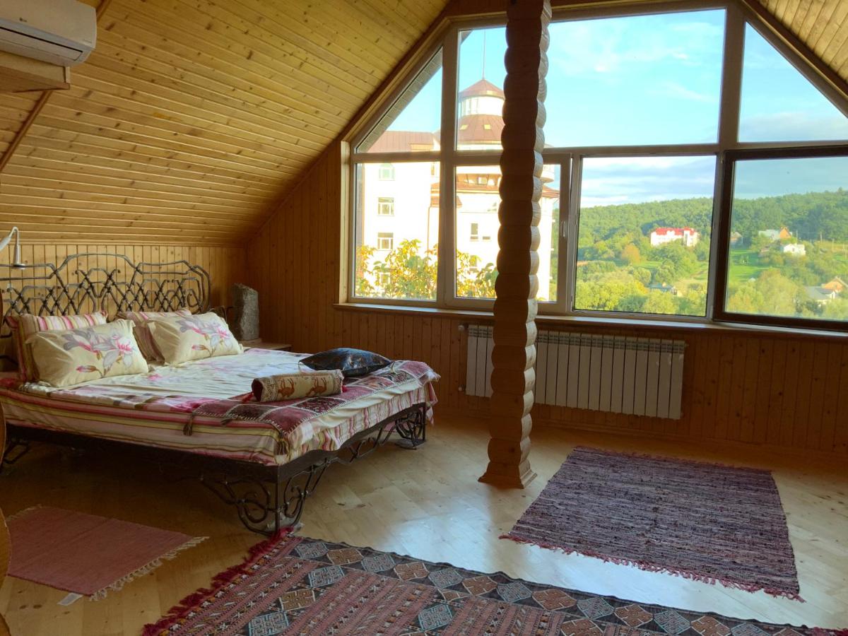 Image 2 of Гостьовий двір РіОНІ