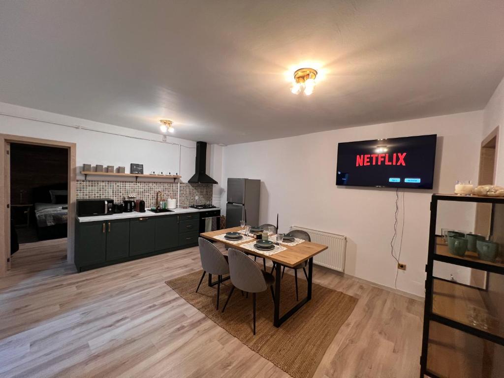 Image 1 of Green Home