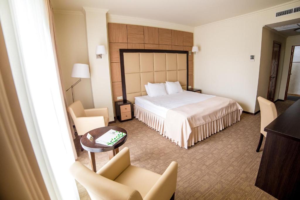 Image 1 of Green Park Hotel & SPA