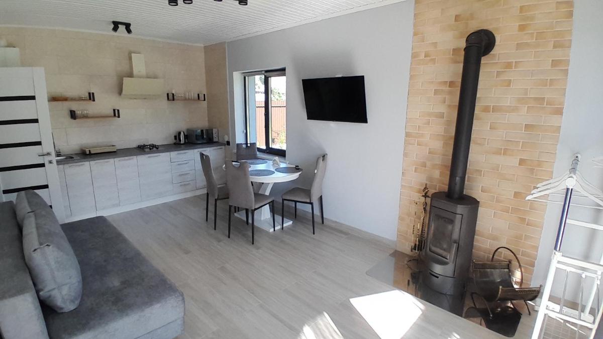 Image 4 of Grey Hous