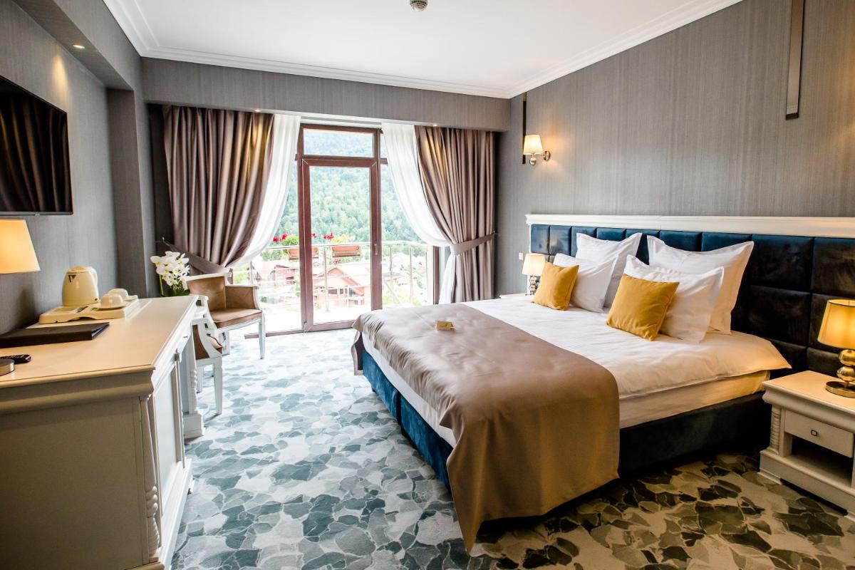 Image 2 of HOTEL CARPAT INN