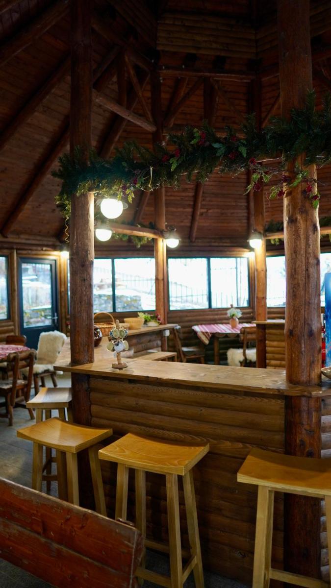 Image 5 of HOTEL CARPAT INN