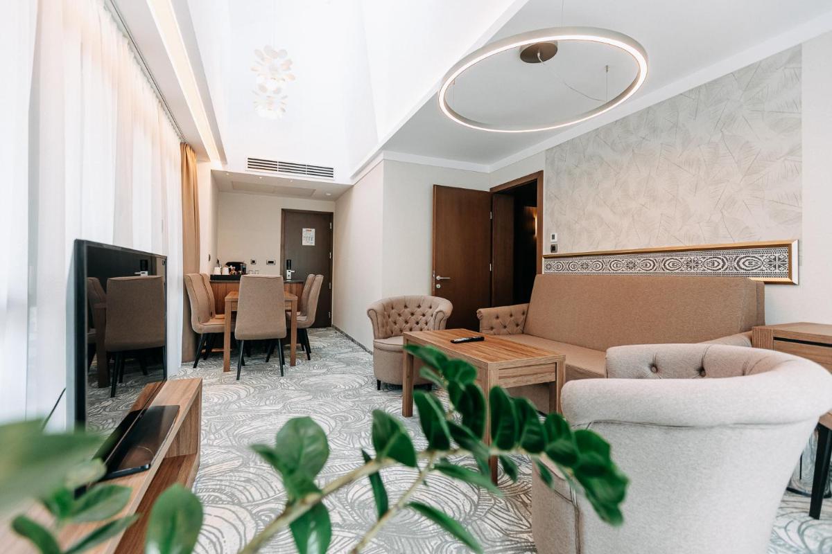 Image 2 of HOTEL CRYSTAL WELLNESS & SPA superior