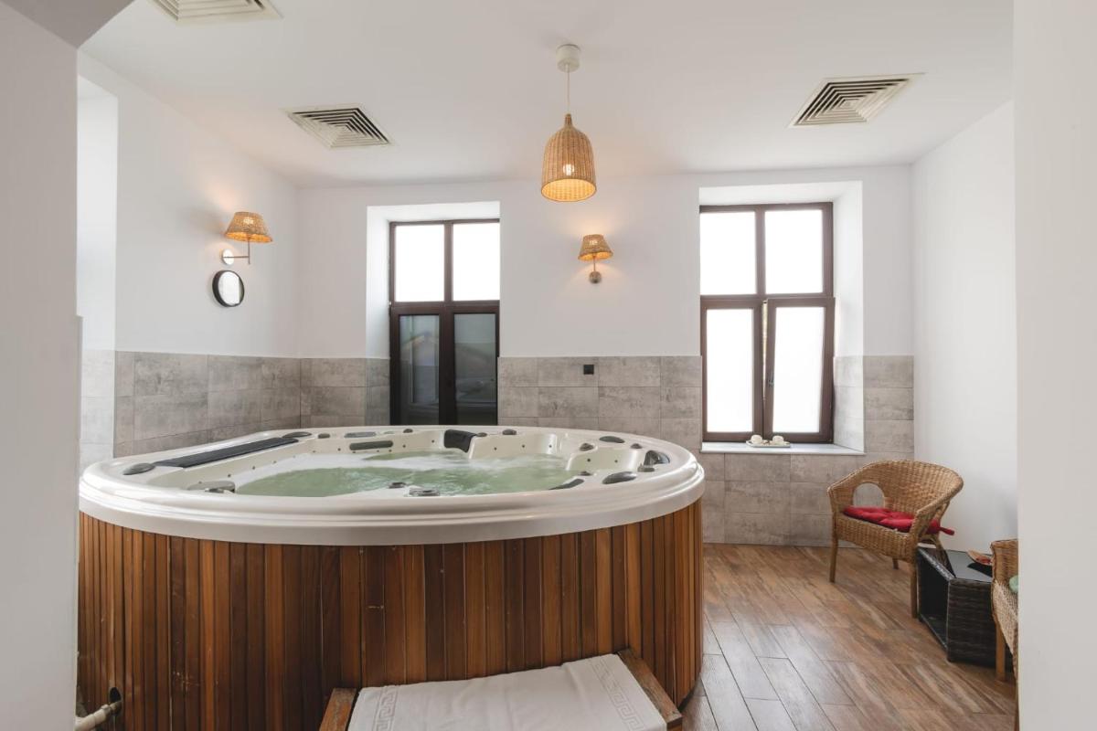 Image 3 of Hotel Carol – Vatra Dornei