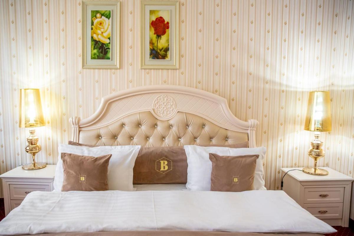 Image 2 of Hotel Carpathia