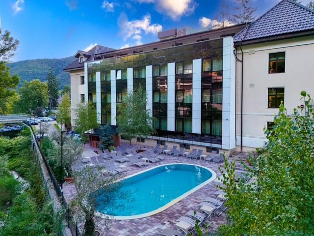 Image 1 of Hotel IZVOARE Caciulata