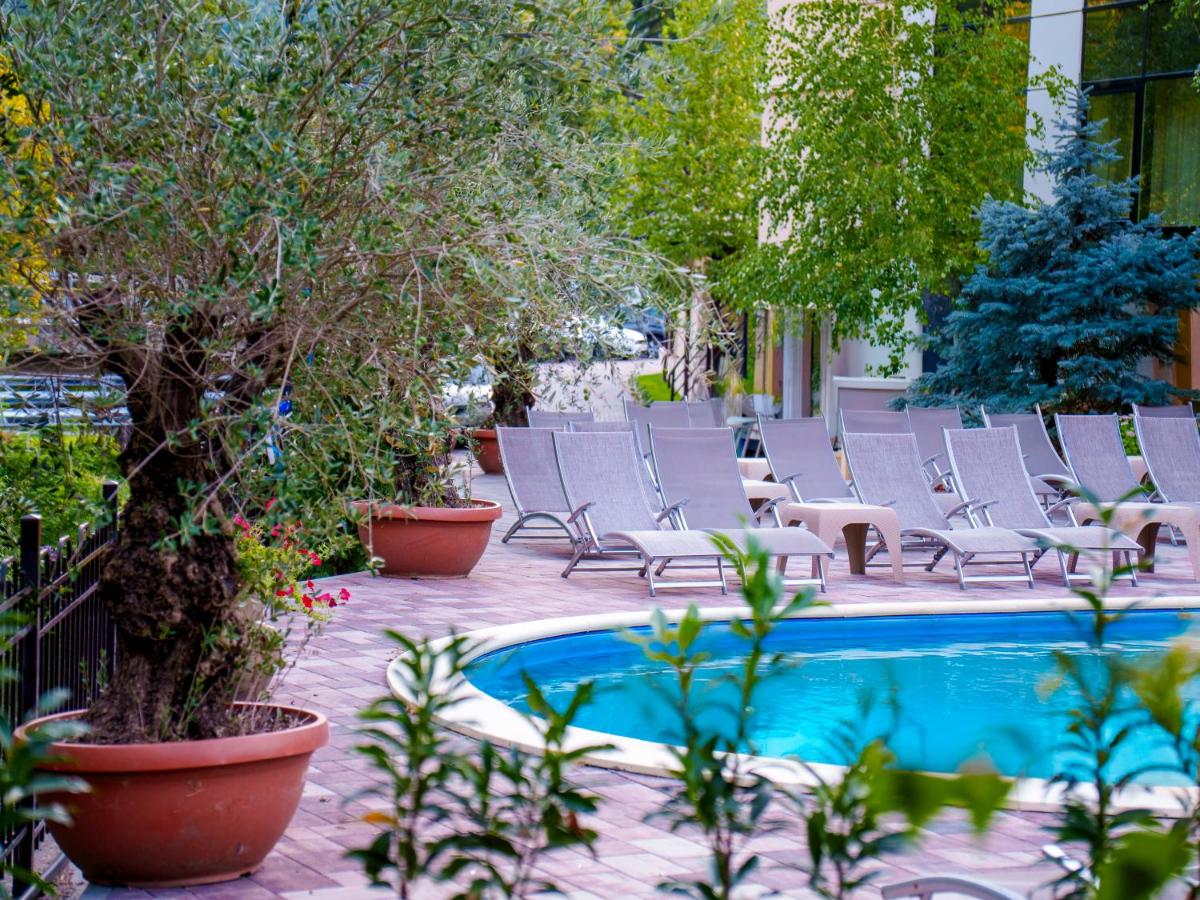 Image 3 of Hotel IZVOARE Caciulata