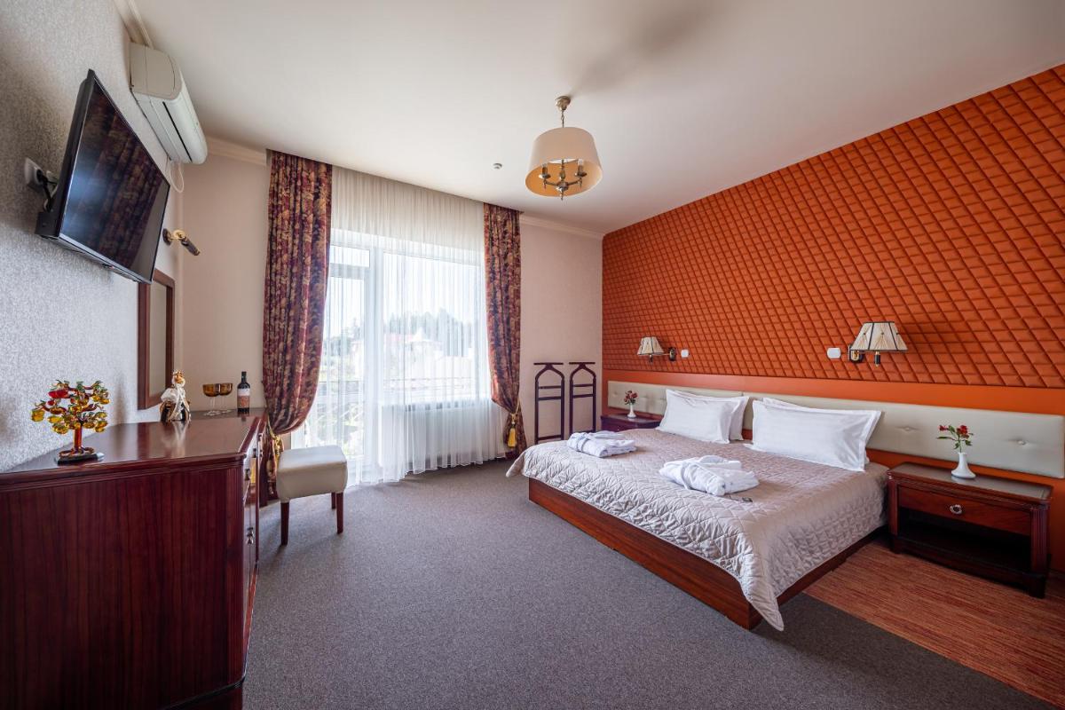 Image 2 of Hotel Tustan