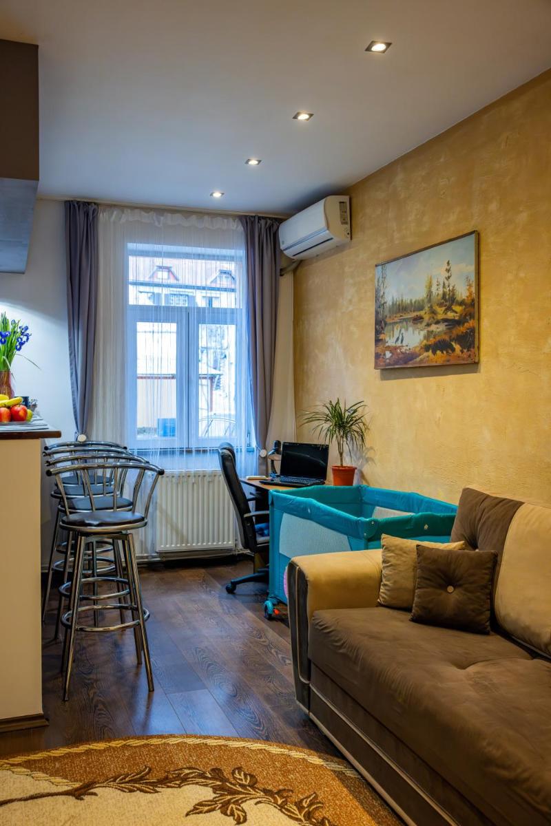 Image 4 of John Residence Aparthotel Brasov with Parking Option