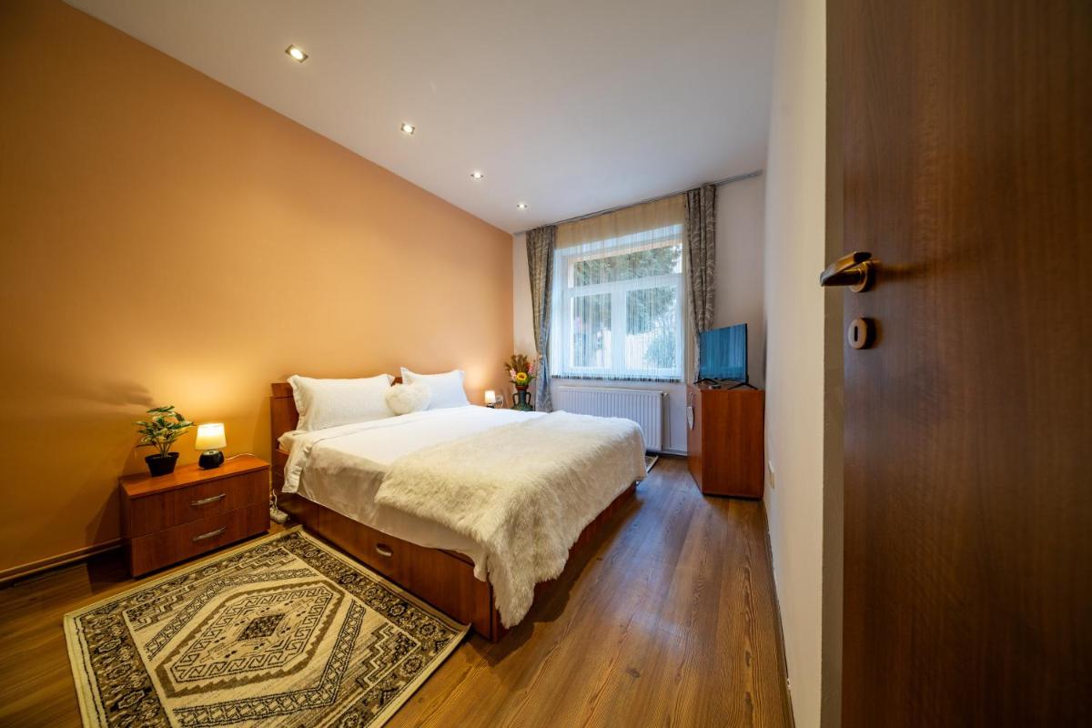 Image 2 of John Residence Aparthotel Brasov with Parking Option