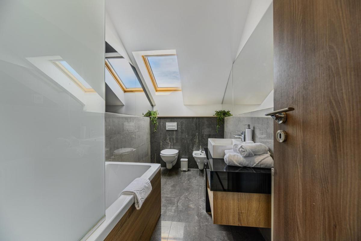 Image 3 of KOA – Memo Haus