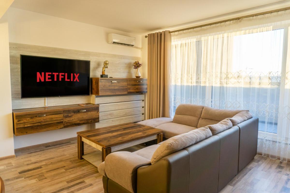 Image 3 of KOA – Sunset Penthouse