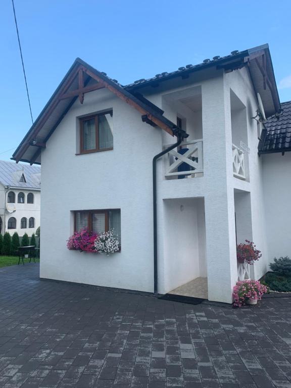 Image 1 of Котедж Зґарда