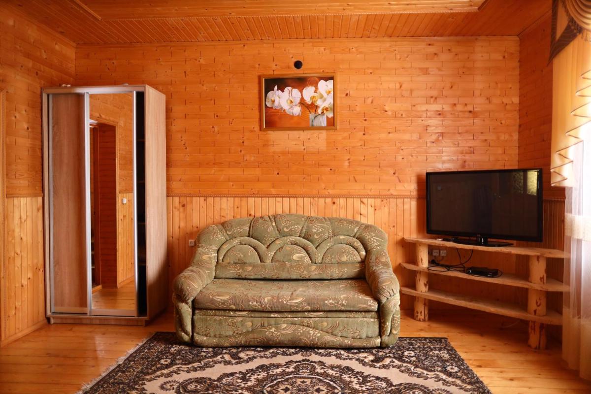 Image 2 of Котедж у Карпатах