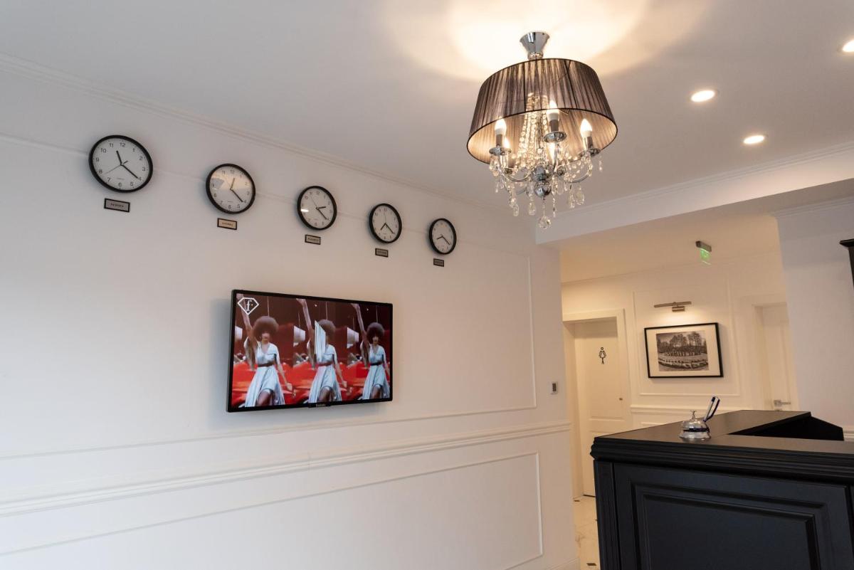 Image 2 of Krystal Boutique Mansion