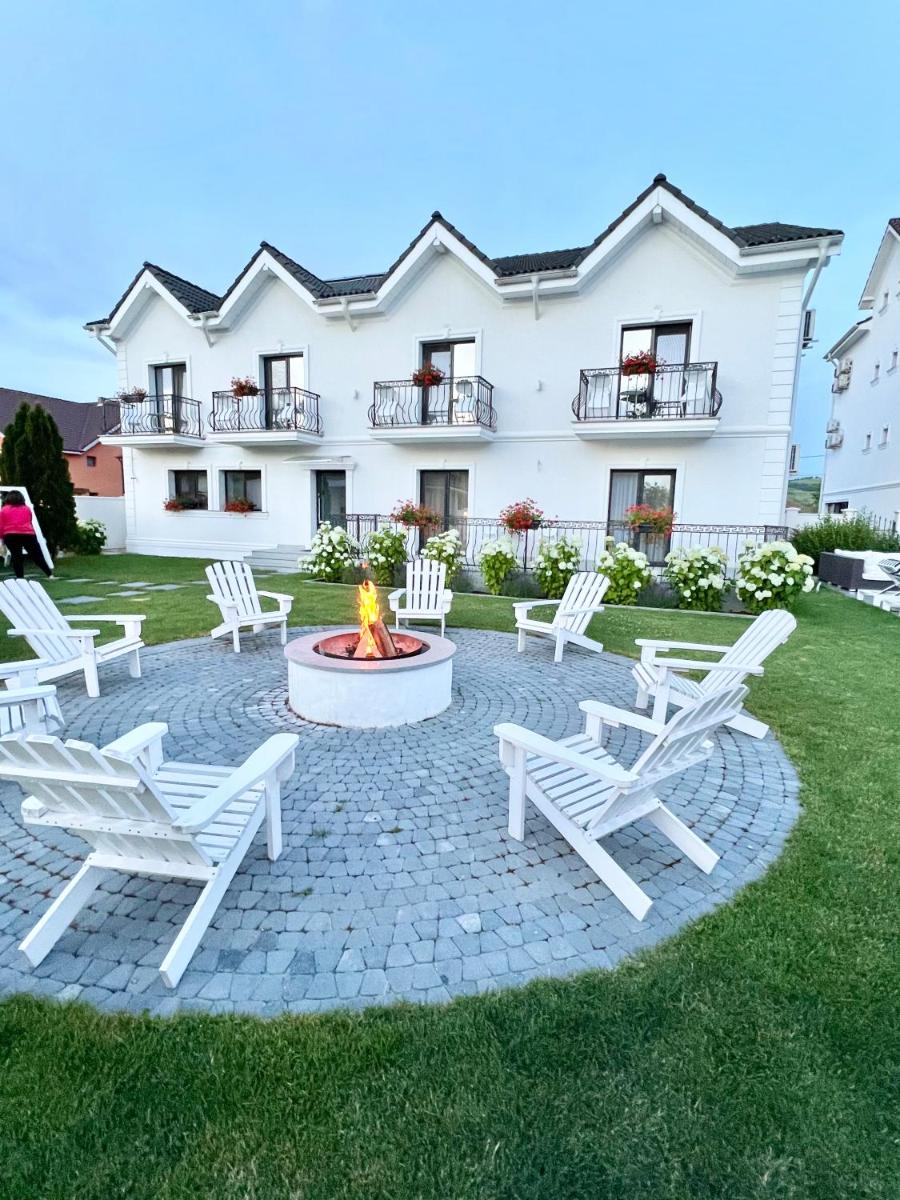 Image 4 of Krystal Boutique Mansion