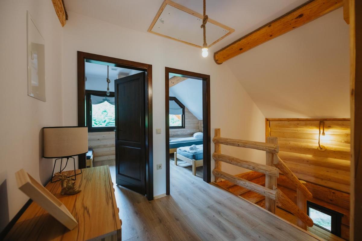 Image 2 of Log Cabin Piricske