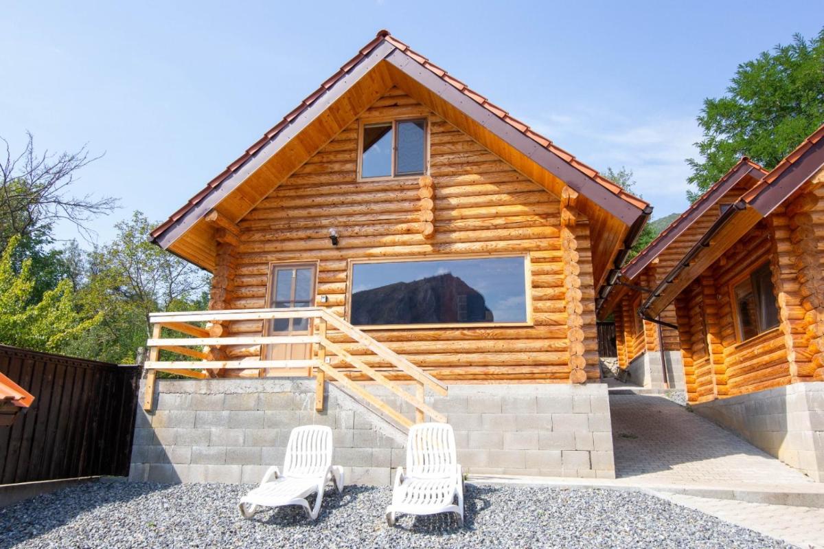 Image 2 of Long Rock Chalets