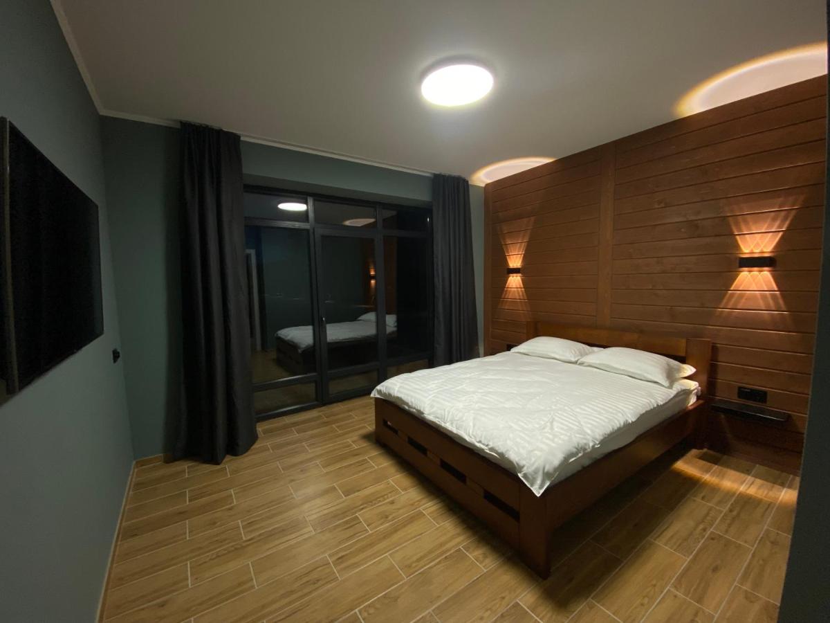 Image 5 of Маєток на Озерах