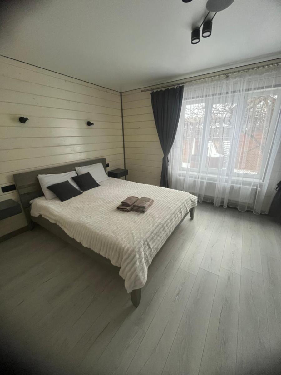 Image 2 of Між Тростяном та рікою