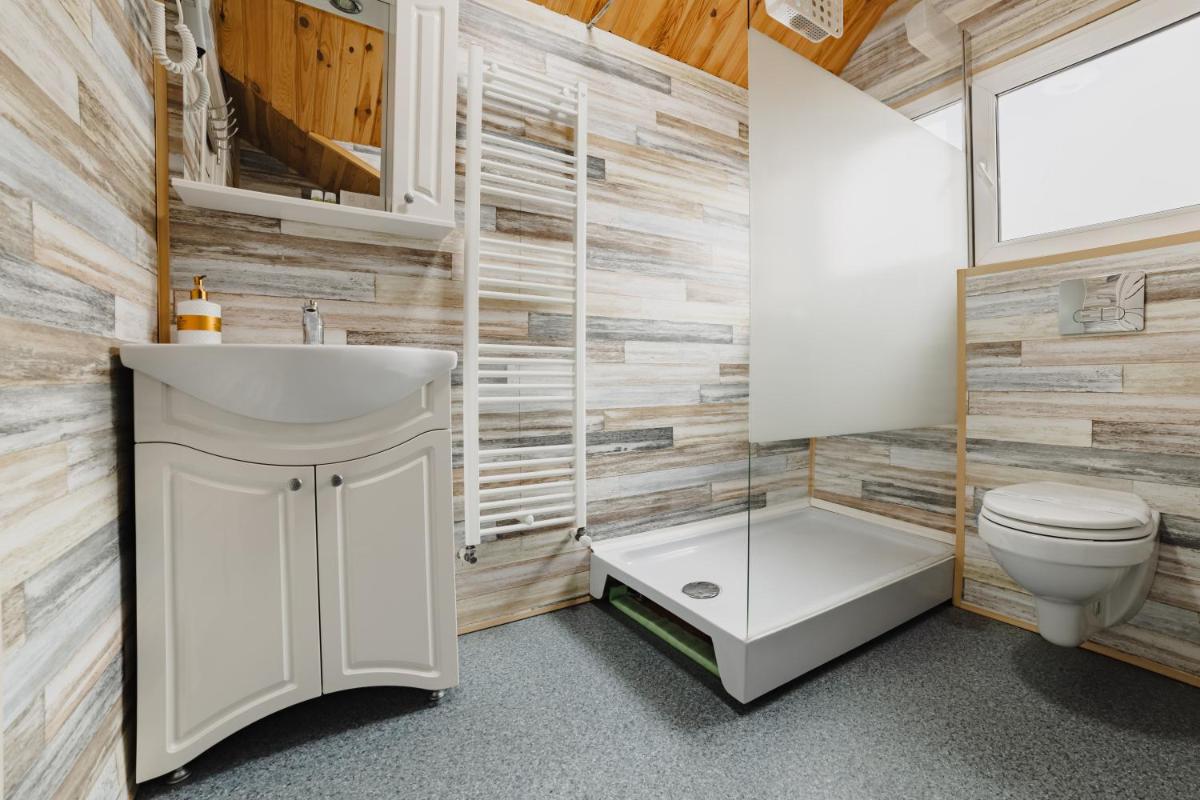 Image 3 of Noua Oasis BNB with PARKING