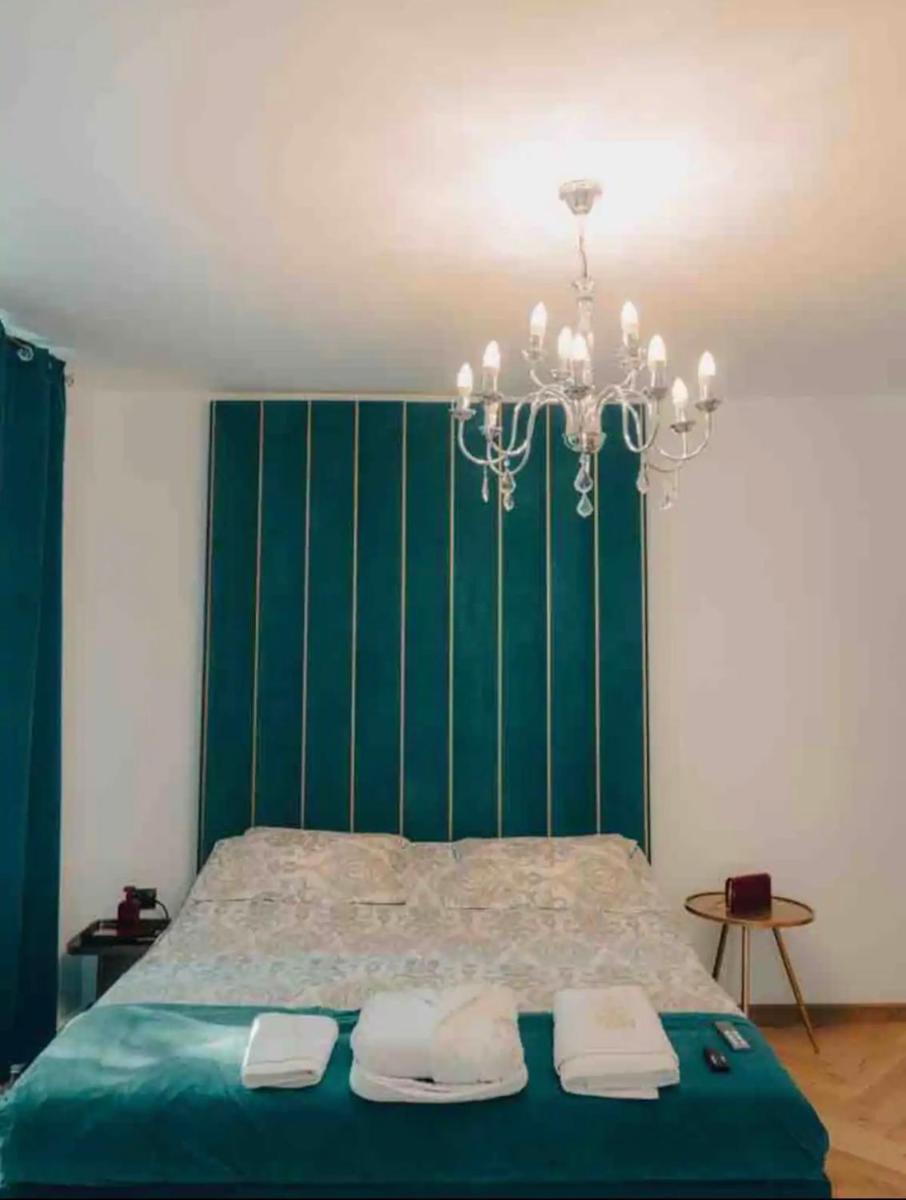 Image 4 of Old town luxury segment