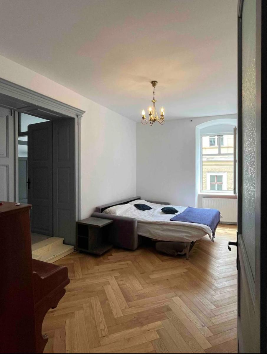 Image 5 of Old town luxury segment