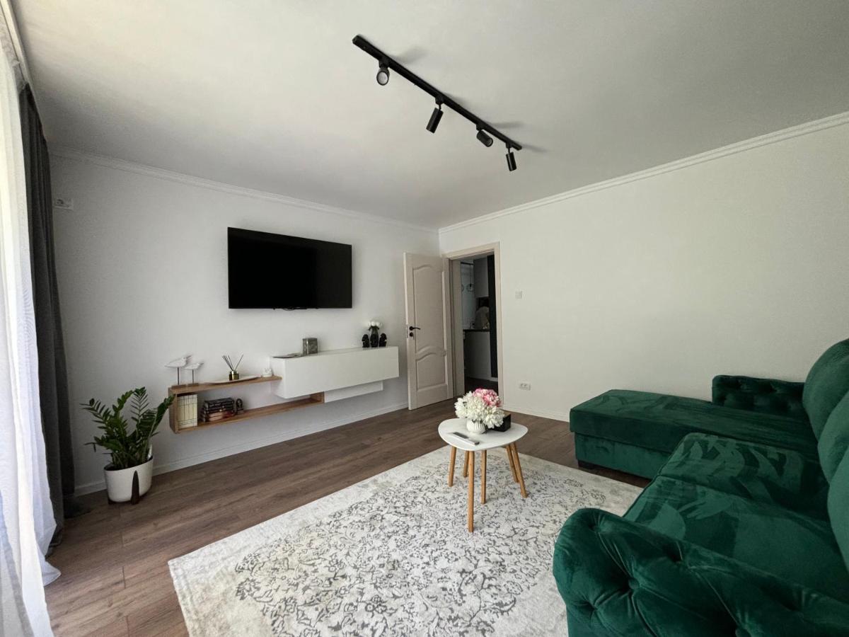 Image 5 of Otilia Home