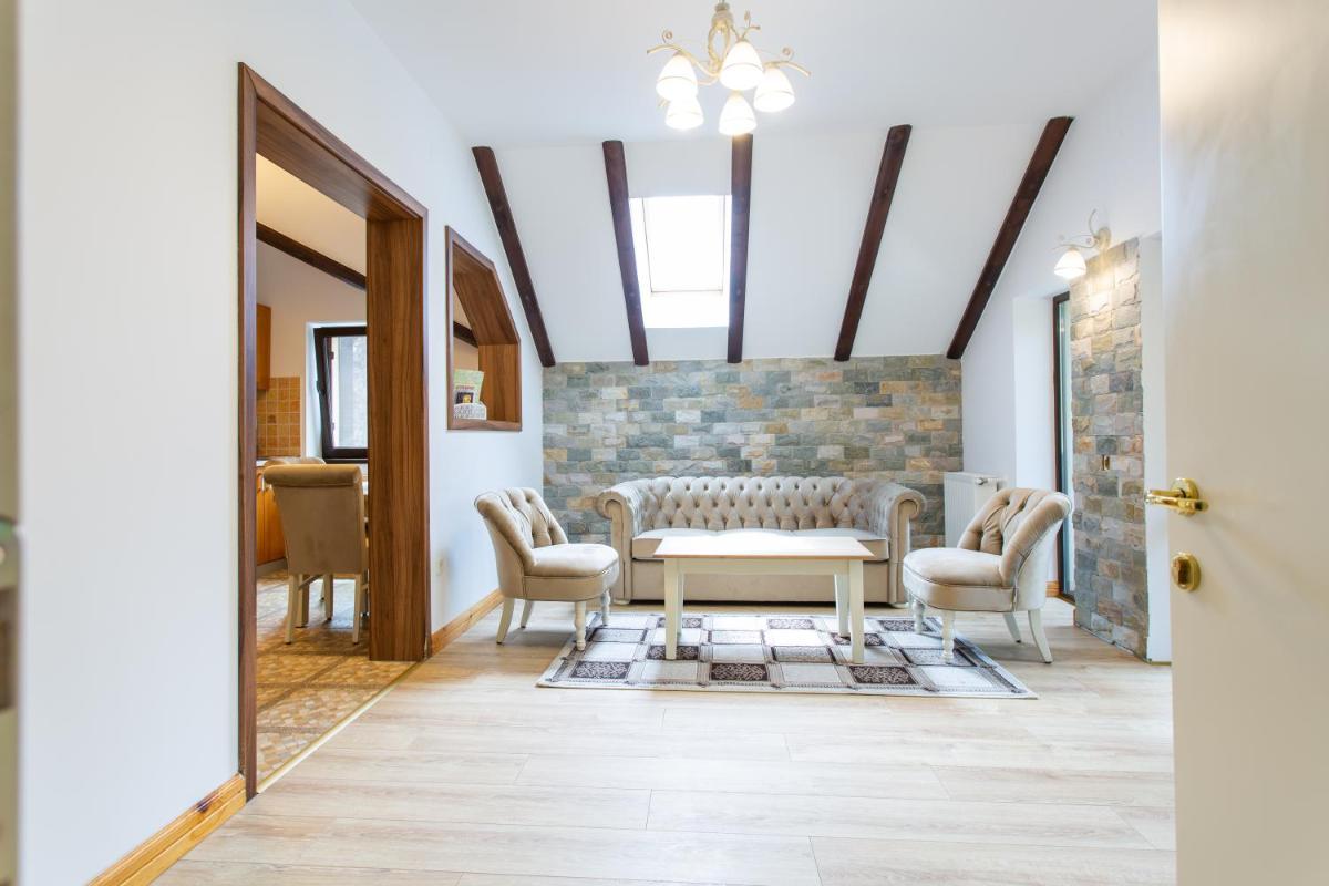 Image 4 of Pension Carmen`s Mansion A