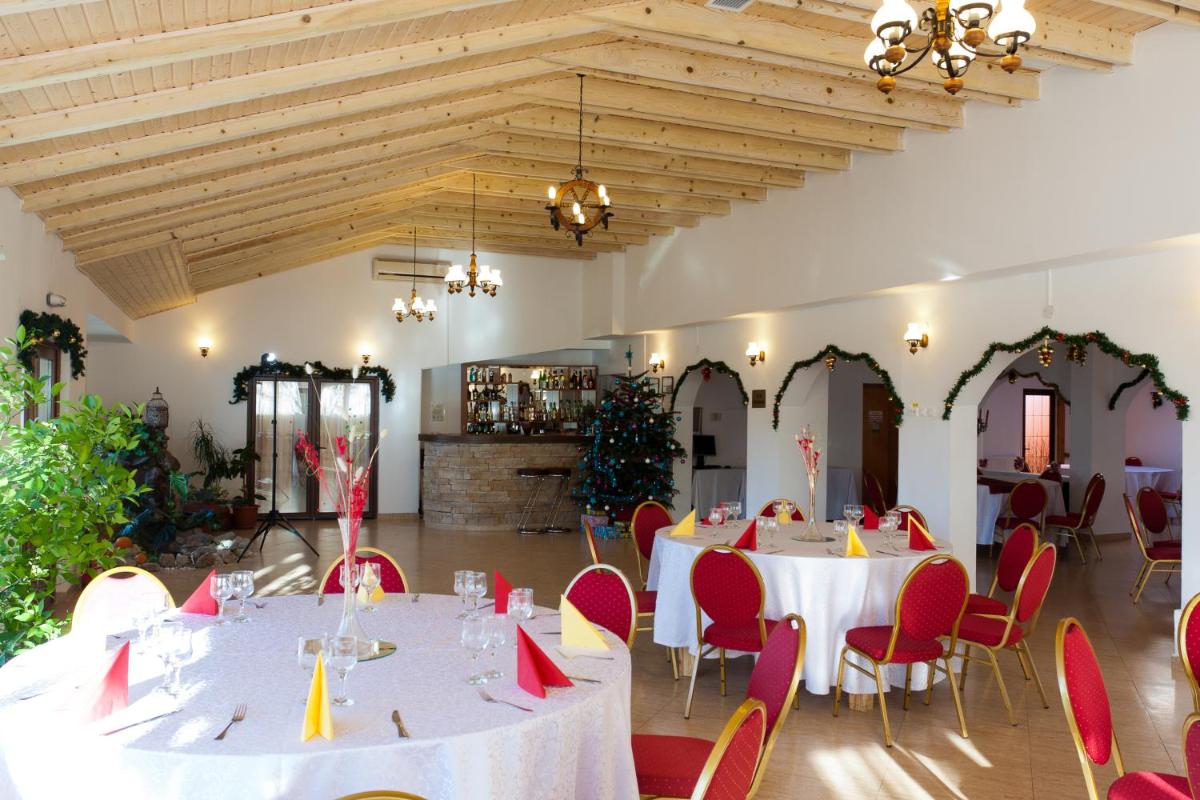 Image 3 of Pension Club Montana