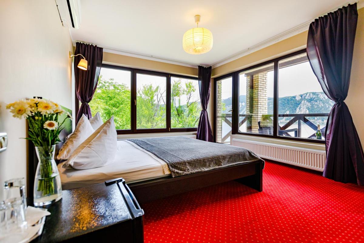 Image 2 of Pensiunea Decebal Resort – Cazanele Dunarii