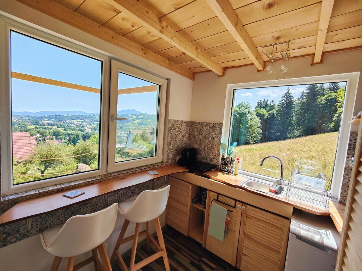 Image 2 of Rainbow Chalet