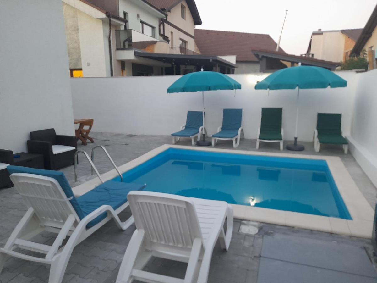 Image 3 of Regim Hotel Hanea jacuzzi in camera,piscina exterioara si sauna comuna