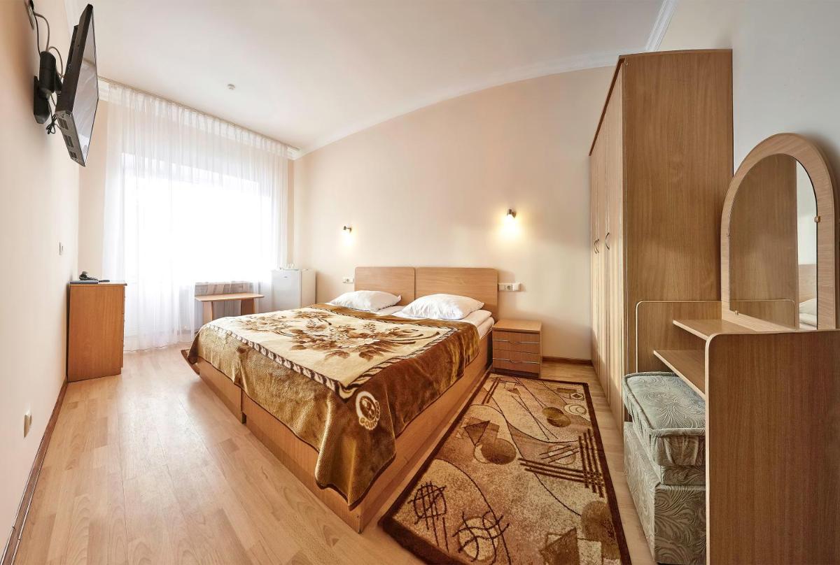 Image 2 of Resort Hotel Karpaty