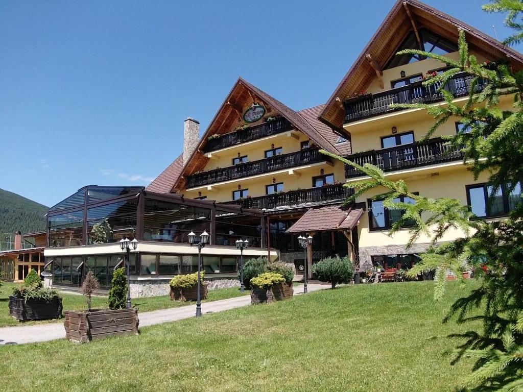 Image 1 of Resort Sf Petru