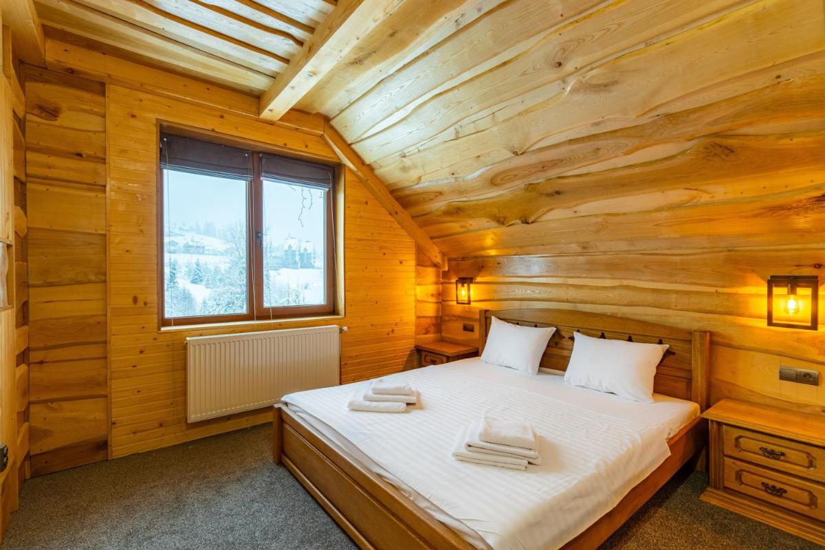 Image 2 of Rich OAK – готель з відкритим панорамний басейном