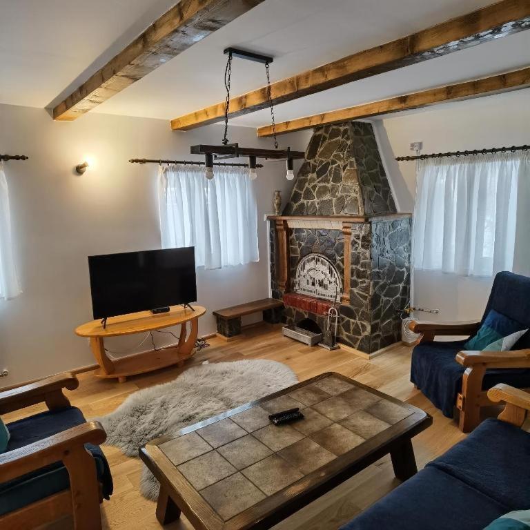 Image 5 of Rustic House Busteni