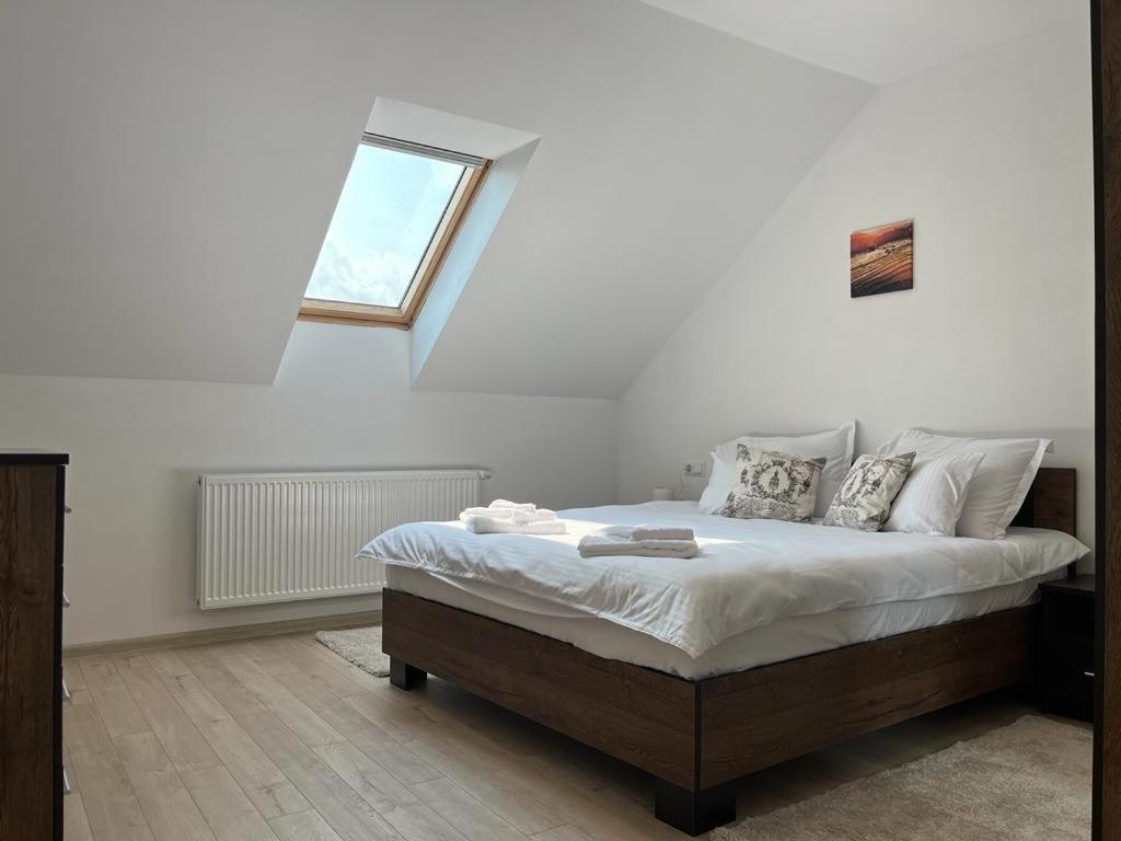 Image 2 of Sabina Apartaments