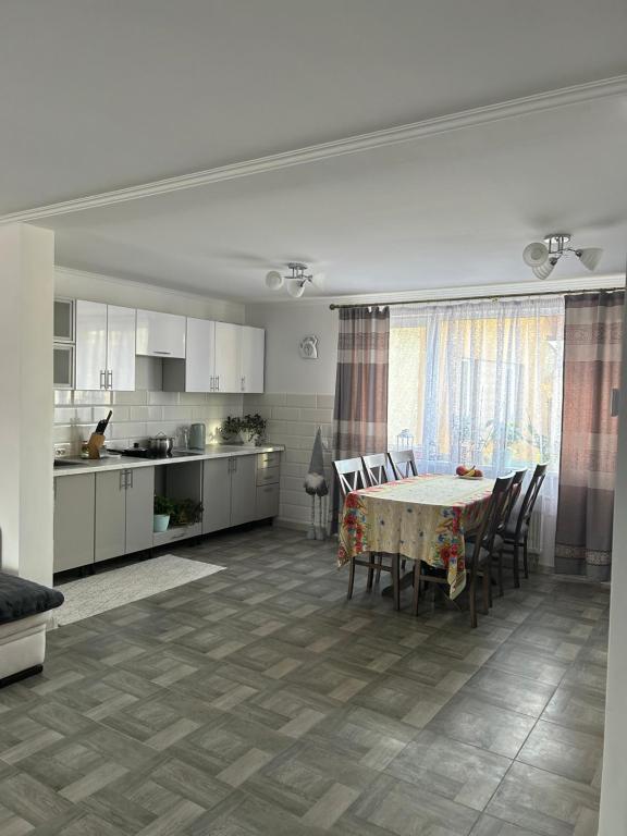 Image 1 of Серце Карпат