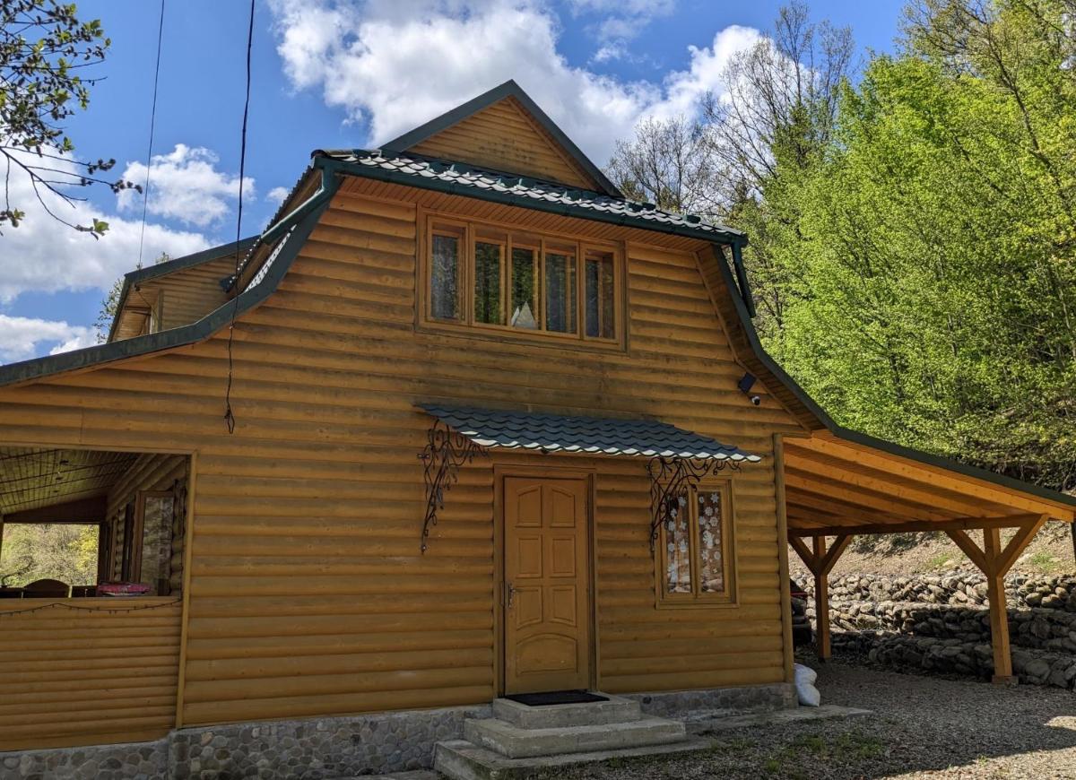 Image 2 of Sheshory Chalet
