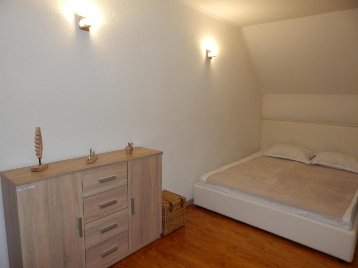 Image 2 of Sibiu Home 4 Green