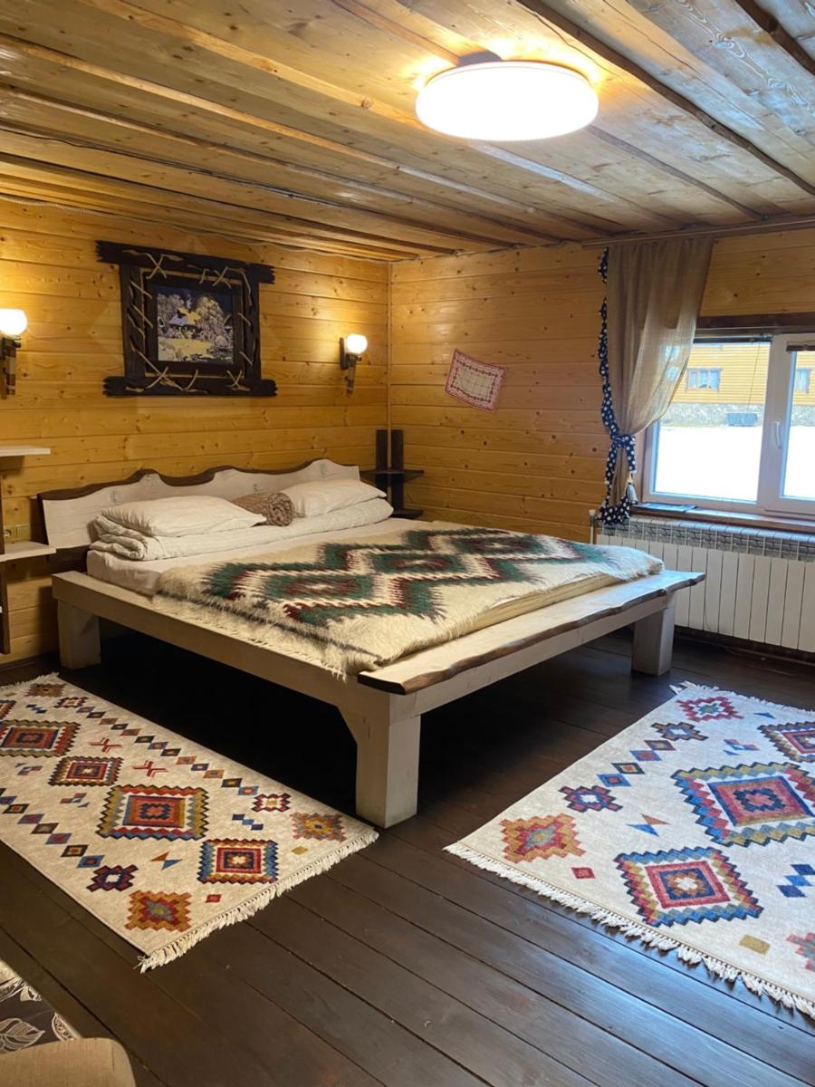 Image 2 of Сімейний номер 1 Садиба У Ані