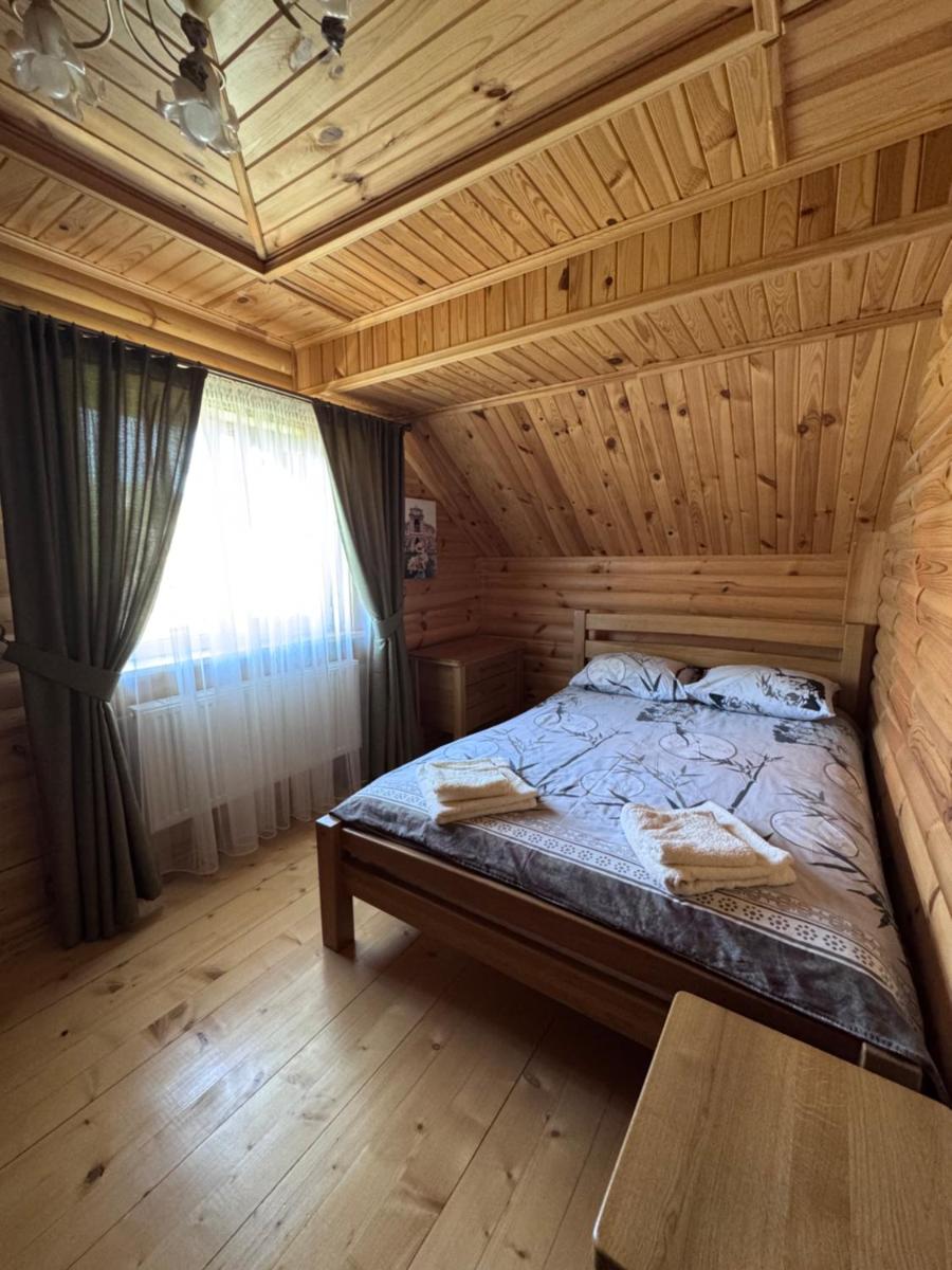 Image 2 of Смерековий двір